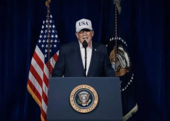 Trump afirma que líderes iraníes buscan abrir canales de diálogo