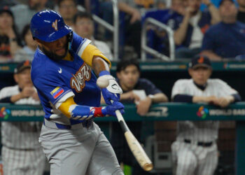 Venezuela derrota a Estados Unidos y gana su primer título del WBC