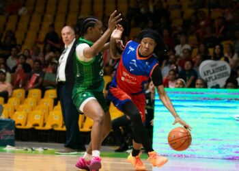 Cae CorreBasket 66-76 ante Santas de San Luis en primero de la serie