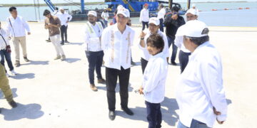 Supervisan Américo Villarreal y titular de SEDATU urbanización en Puerto del Norte en Matamoros