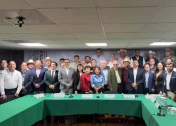 Acuerdan precio de 6 mil pesos a tonelada de maíz para productores de Sinaloa