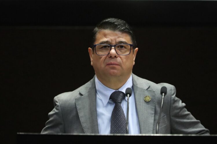 Proponen reformas para mayor prevención, detección y atención integral del cáncer de mama y próstata