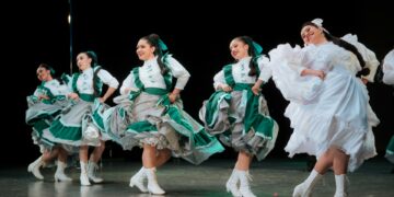 La UAT celebra el Día Internacional de la Danza con una gala artística del talento universitario