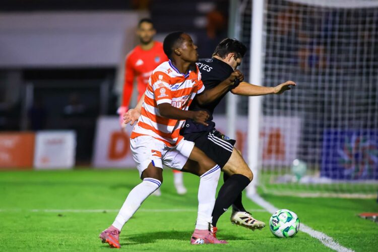 Cancún FC golea 3-1 a Correcaminos en el estadio “Marte R. Gómez”