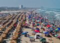 Llegan a playa Miramar de Cd Madero miles de turistas de Nuevo León, Coahuila y CDMX