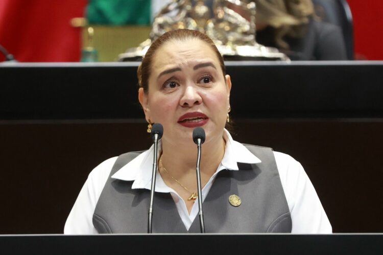 Piden que primas de seguros de gastos médicos mayores no suban por encima del porcentaje máximo anual