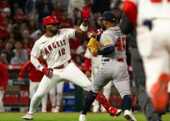 7 juegos de suspensión para Jorge Soler y cinco para Reynaldo López por pelea en MLB