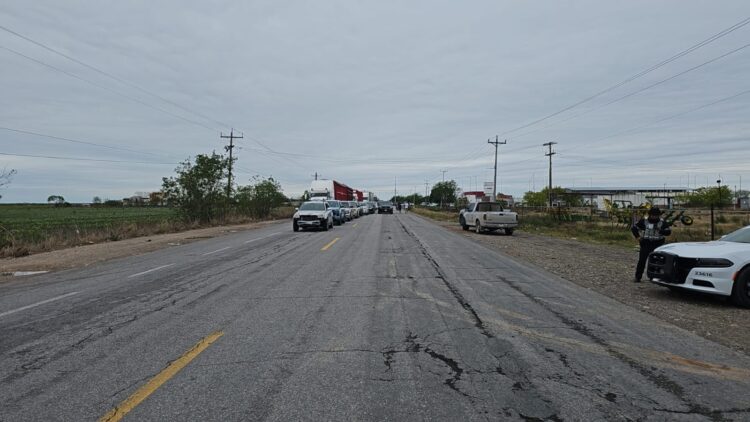 Agricultores levantan bloqueo en Y de San Fernando de la carretera Victoria-Matamoros