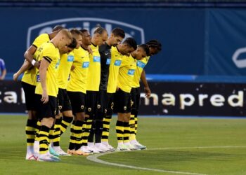 Orbelín Pineda lidera la victoria del AEK Atenas ante el PAOK en la Superliga de Grecia