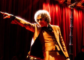 Enrique Bunbury anuncia gira en México y reflexiona sobre el impacto de la tecnología en la música