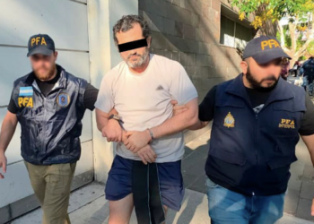 Sheinbaum gestiona traer a México a exmarino huachicolero