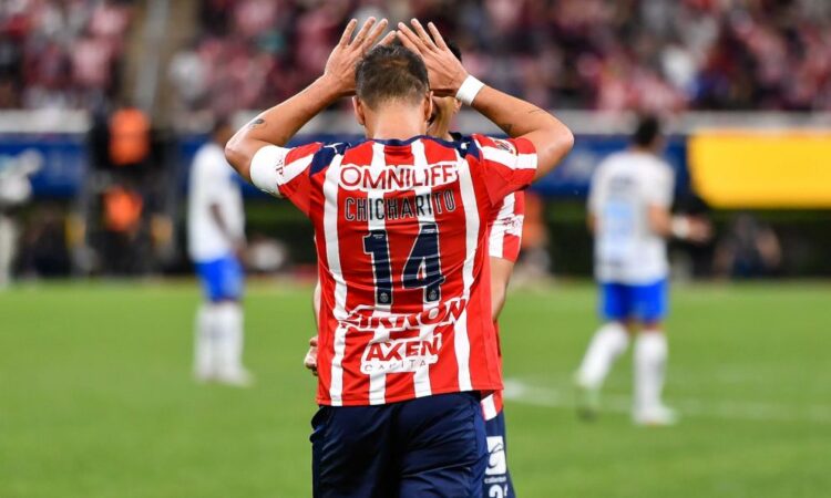 Javier Hernández aclara su situación profesional tras finalizar contrato con las Chivas