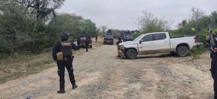 Abaten a seis civiles armados en Parás, NL