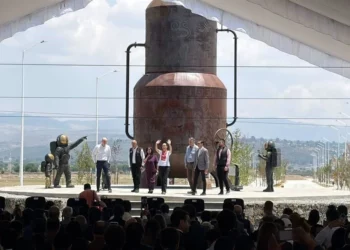 Sheinbaum admite que Estado no puede solo garantizar bienestar