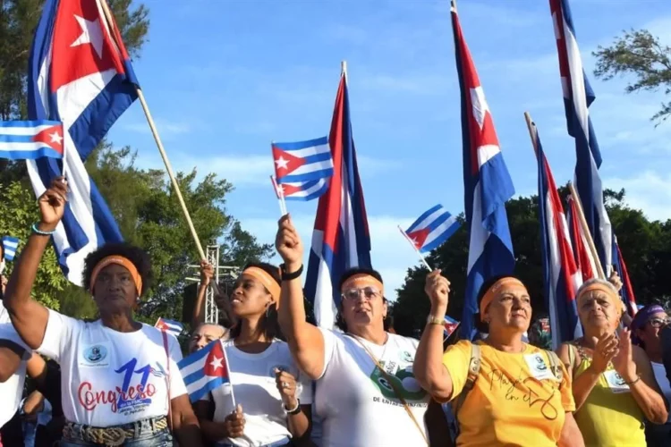 Cuba acusa a EEUU de asfixia económica médica