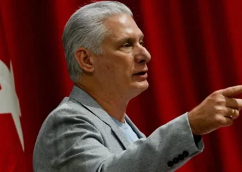 Cuba advierte defensa ante posible invasión estadounidense