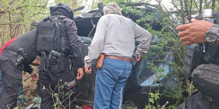 Cinco heridos tras aparatosa volcadura en carretera Victoria-Matamoros