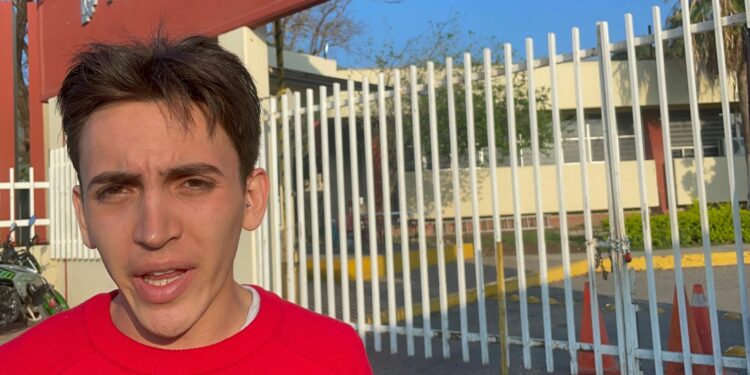 Continúa toma del Tec Victoria por conflicto estudiantil