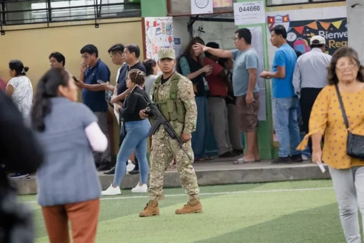 Perú investigará retrasos registrados durante relecciones