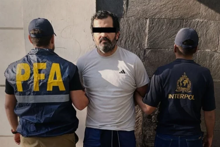 Cae en Argentina mando naval por huachicol en Tamaulipas