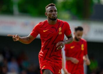 Julián Quiñones firma doblete con Al-Qadisiya y lidera el goleo en Arabia Saudita