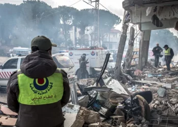 Suman 250 víctimas por bombardeos en Líbano