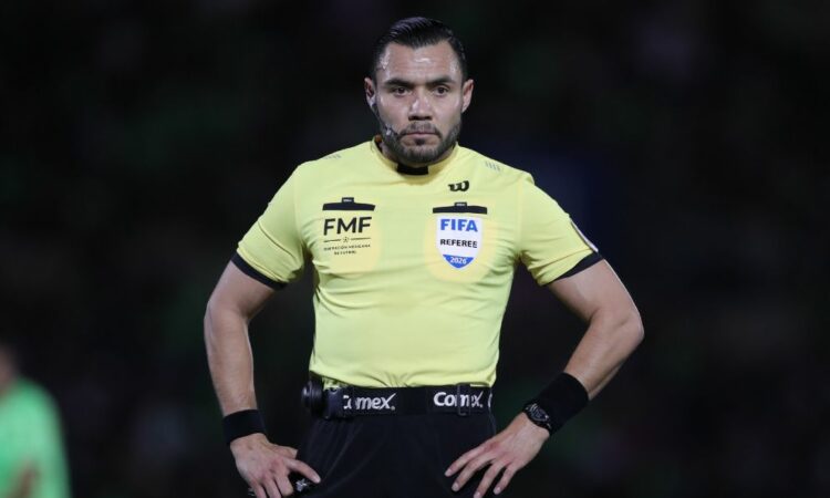 Marco Antonio Ortiz queda fuera de la lista de árbitros para la Copa Mundial 2026