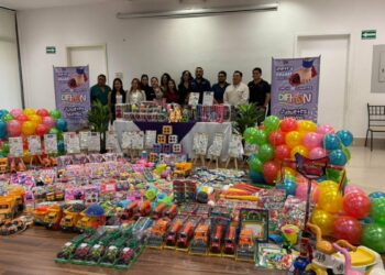 Sectur entrega juguetes al DIF Tamaulipas para el DIFtón