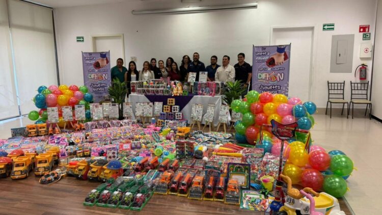 Sectur entrega juguetes al DIF Tamaulipas para el DIFtón