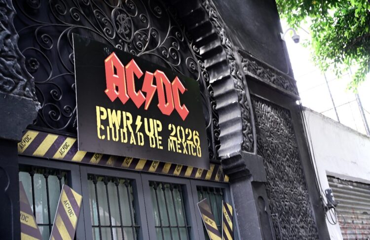 AC/DC inaugura tienda exclusiva en la Ciudad de México como parte del ‘Power Up Tour’