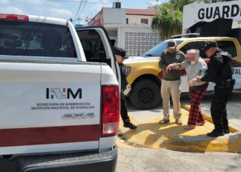 Auxilian a adulto mayor abandonado en Tamaulipas