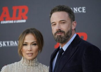 Ben Affleck cede su parte de la mansión de Beverly Hills a Jennifer Lopez tras el divorcio