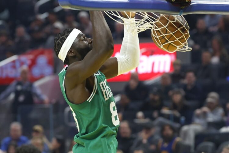 Los Boston Celtics vencen a los 76ers y se colocan a un triunfo de las semifinales del Este