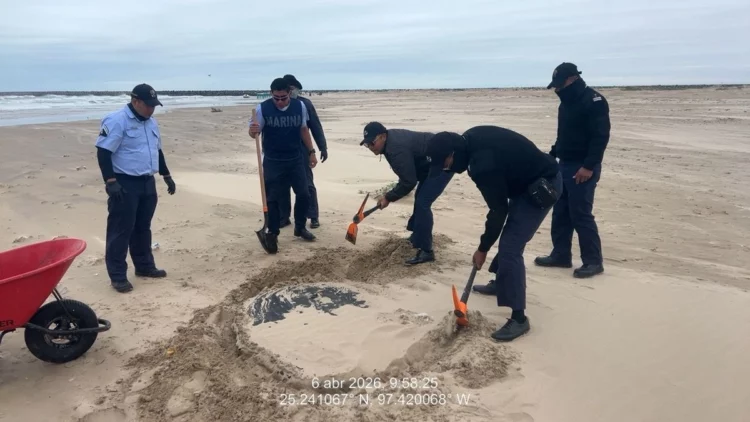 Contaminación por petróleo golpea costas de Tamaulipas