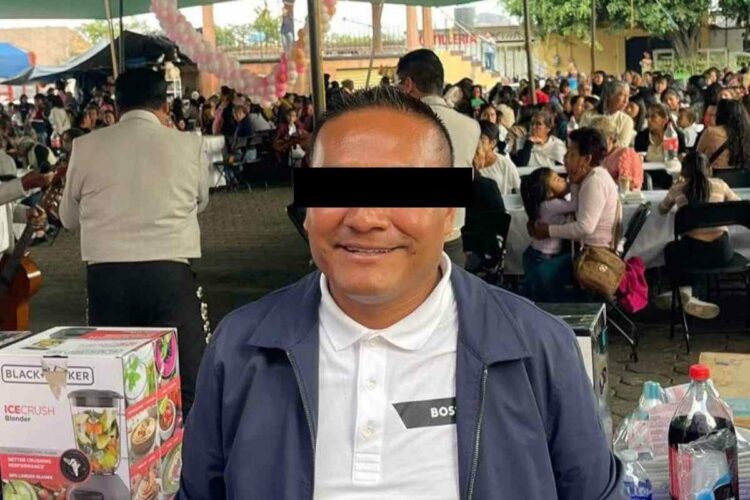 Detienen a Alcalde de Tlalnepantla por presunto abuso