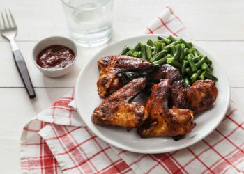 Pollo en salsa negra: El equilibrio perfecto entre sabor intenso y alto valor proteico