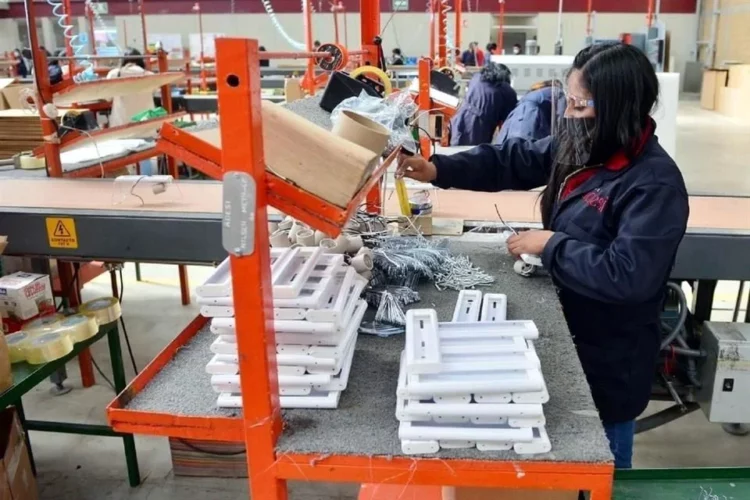 Cepal eleva a 1.5% previsión de crecimiento para México