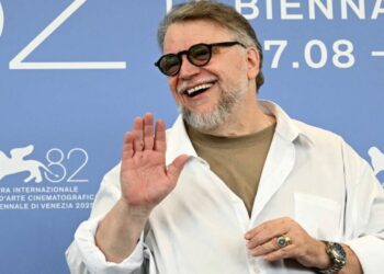 Guillermo del Toro recibe el premio Norman Jewison por su trayectoria en la industria canadiense