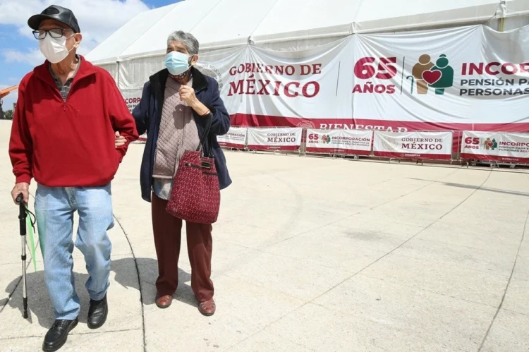 Programas sociales dominarán economía mexicana rumbo al 2027