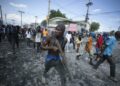 Fuerzas extranjeras antipandillas llegan a la capital haitiana