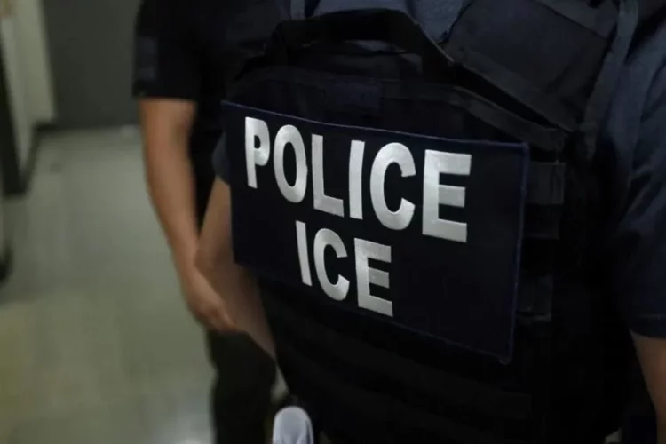 Tras muertes de paisanos, vigilará México centros del ICE