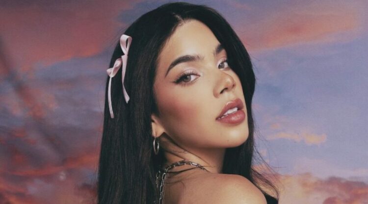 Kenia Os realiza donación millonaria para la salud de la madre de Kimberly Loaiza