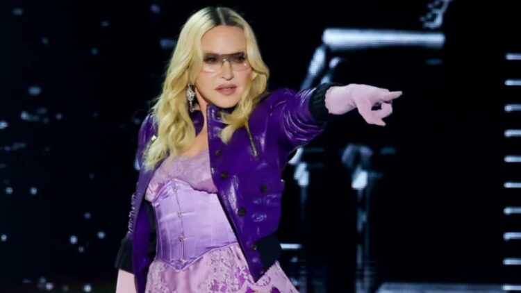 Madonna ofrece recompensa por el robo de su vestuario histórico tras su actuación en Coachella
