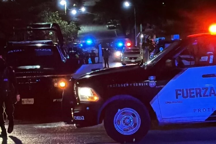 Asesinan a hombre atacado desde motocicleta en vía pública