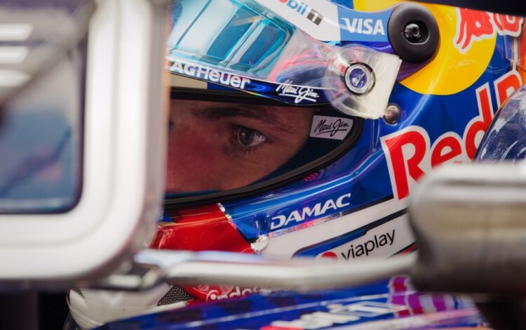 Problemas con motor Ford hunden a Red Bull en la F1