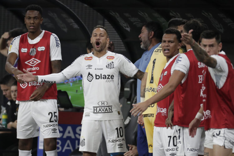 Neymar ofrece disculpas a la afición del Santos tras incidente en la Copa Sudamericana