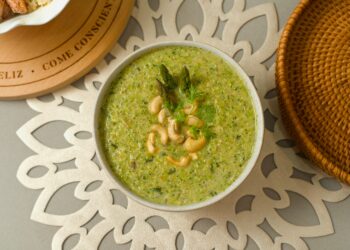 Crema de brócoli casera: Una receta nutritiva y ligera para el menú diario