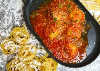 El secreto de las albóndigas en salsa perfectas: receta tradicional paso a paso