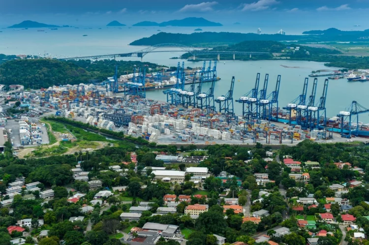 Seis naciones rechazan presión económica china en Panamá