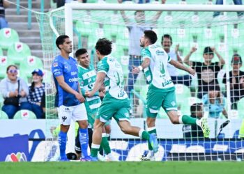 Santos Laguna derrota 3-0 a Monterrey en el cierre de la fase regular
